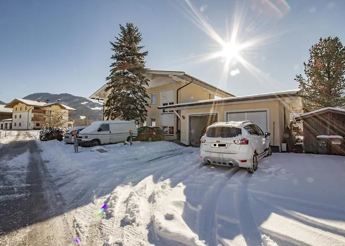 Ambiento Tirol 公寓